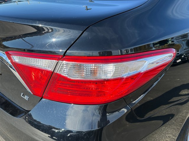 Used 2017 Toyota Camry LE FWD image 15
