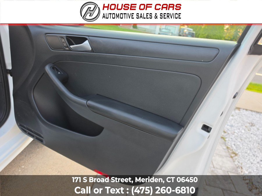 Used 2015 Volkswagen Jetta S FWD image 39