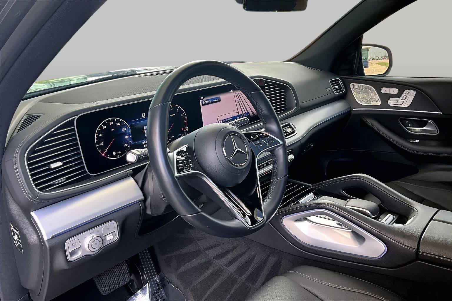 Used 2024 Mercedes-Benz GLS 450 4MATIC image 16