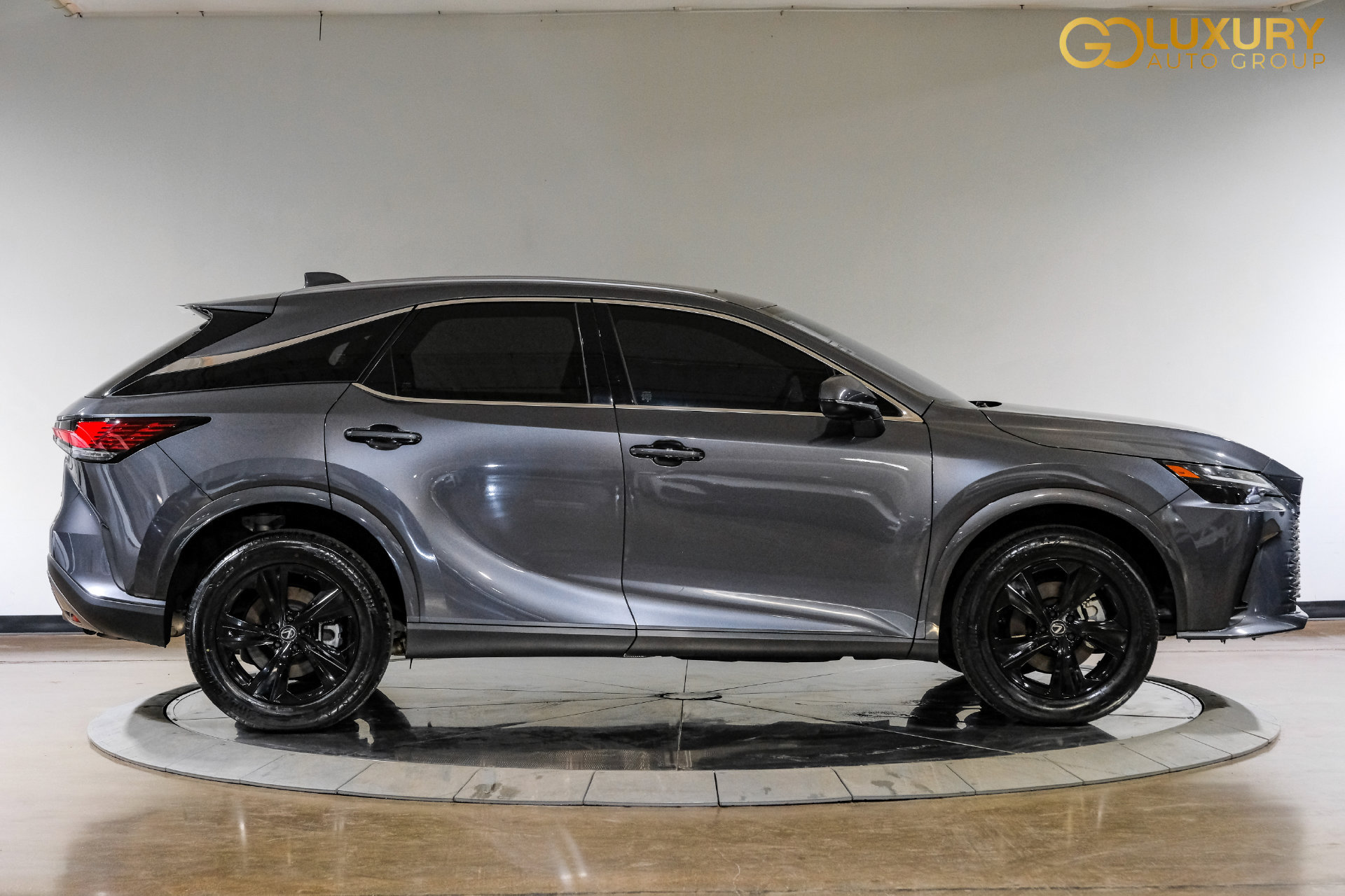 Used 2024 Lexus RX 350 Premium w/ Cold Area Package FWD image 8