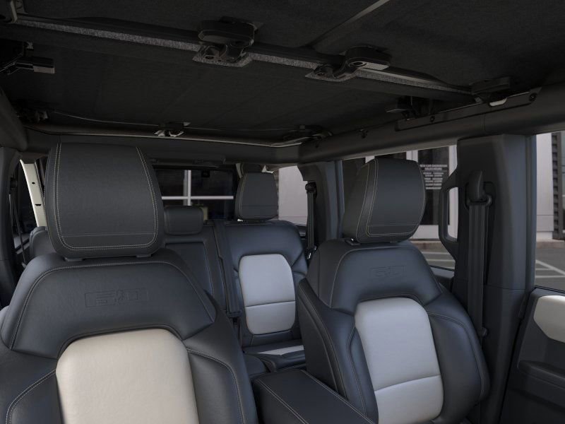 New 2026 Ford Bronco Outer Banks w/ Sasquatch Package image 12
