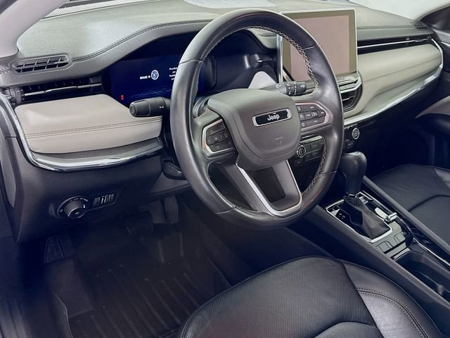 Used 2022 Jeep Compass Limited w/ Elite Group image 9