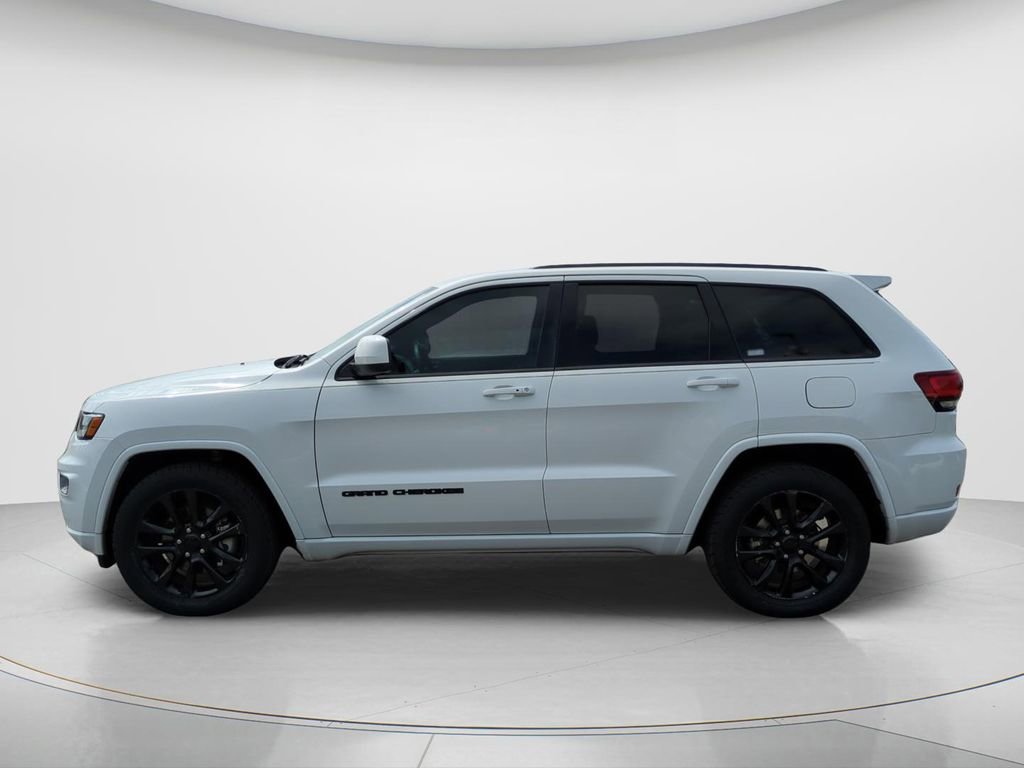 Used 2021 Jeep Grand Cherokee Laredo X RWD image 8