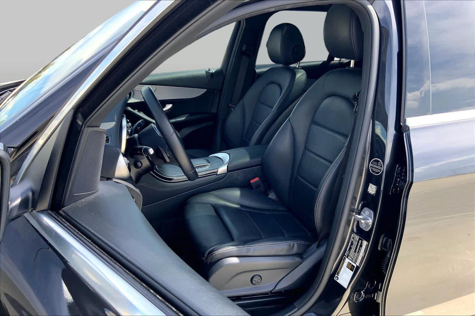 Used 2021 Mercedes-Benz GLC 300 4MATIC image 8