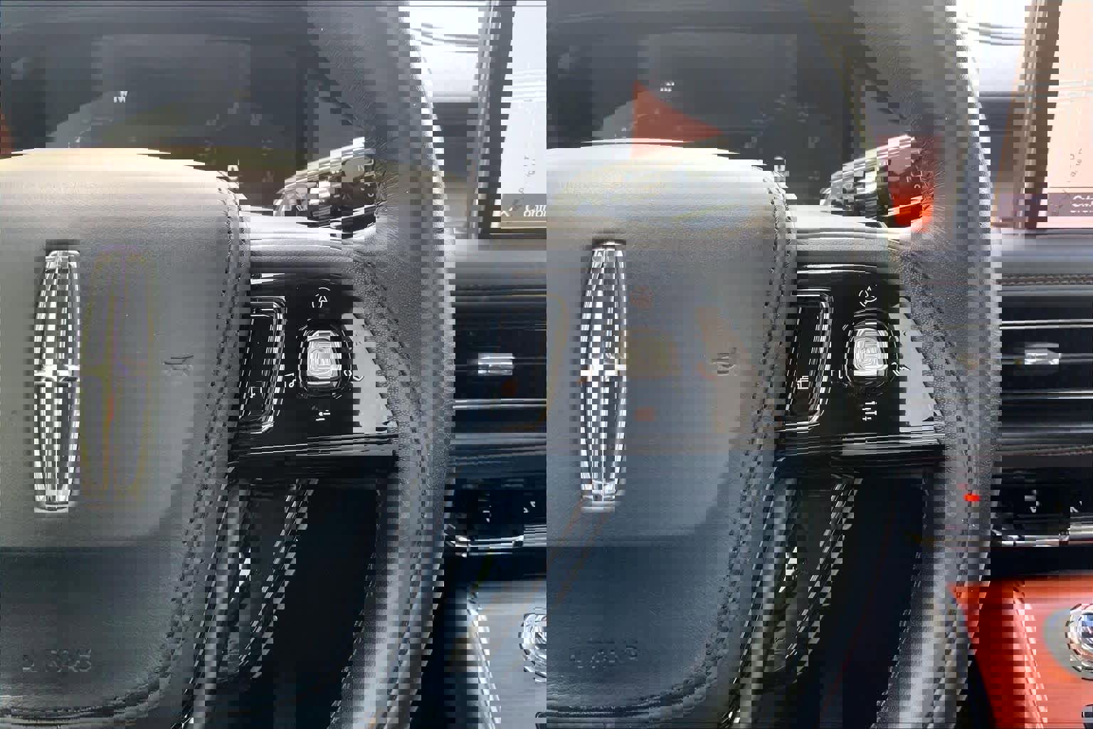 Used 2020 Lincoln Aviator Reserve w/ Equipment Group 202A image 19