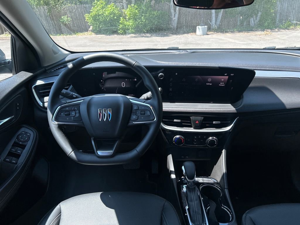 Used 2024 Buick Encore GX Sport Touring AWD/4WD image 17