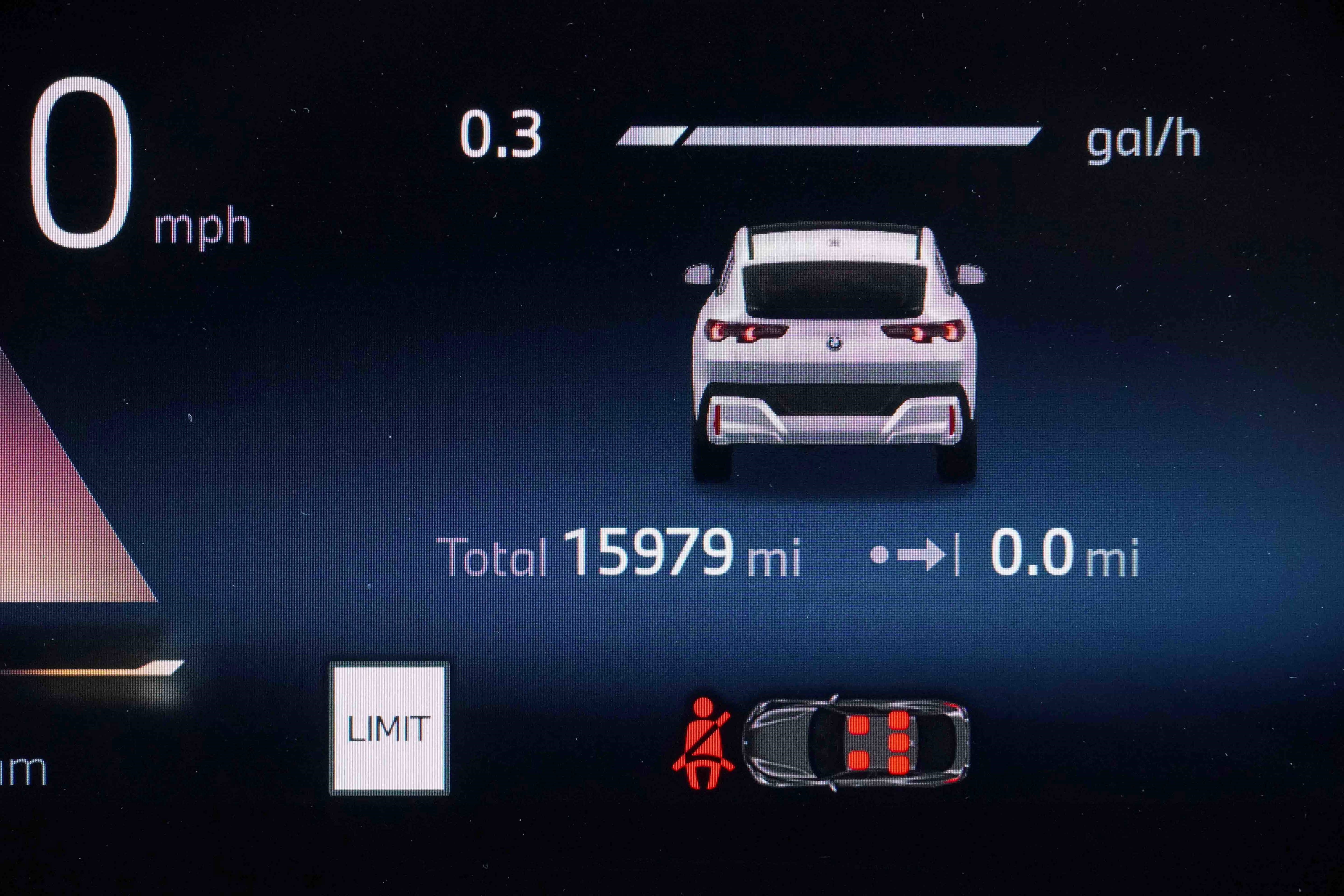 Certified 2025 BMW X2 xDrive28i w/ Premium Package image 21