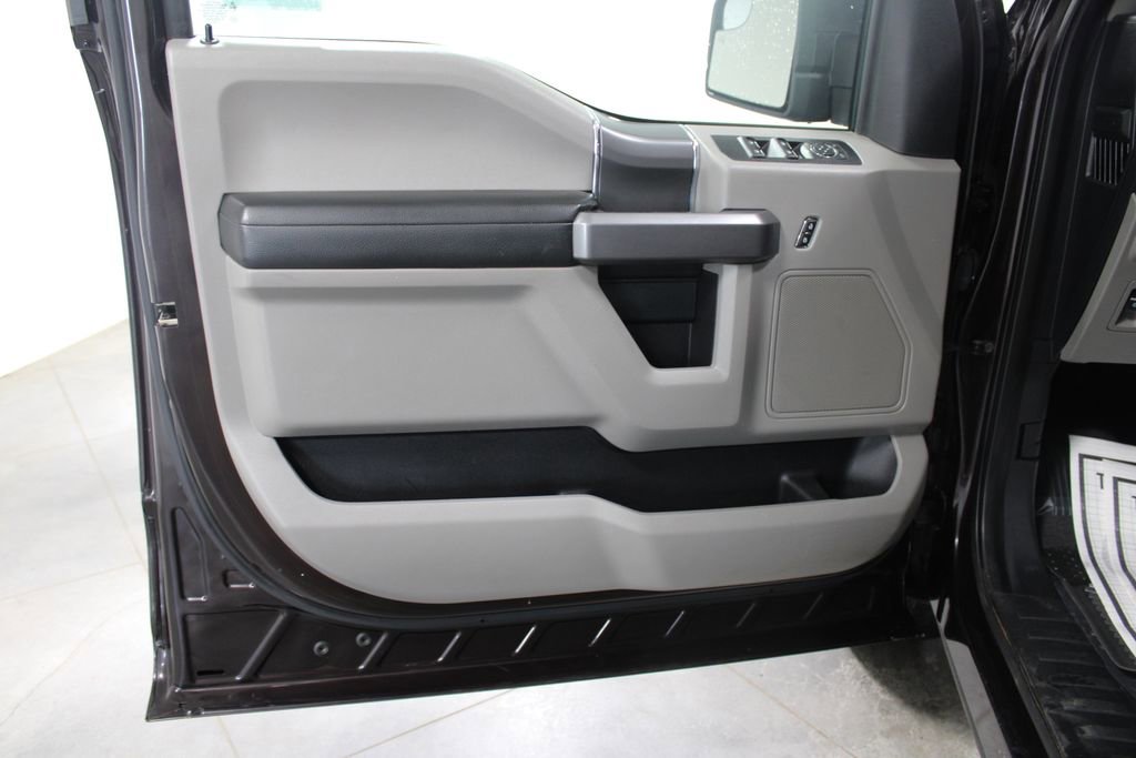 Used 2019 Ford F150 XLT w/ Equipment Group 302A Luxury image 24