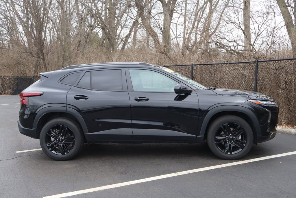 Certified 2024 Chevrolet Trax ACTIV w/ Driver Confidence Package image 10