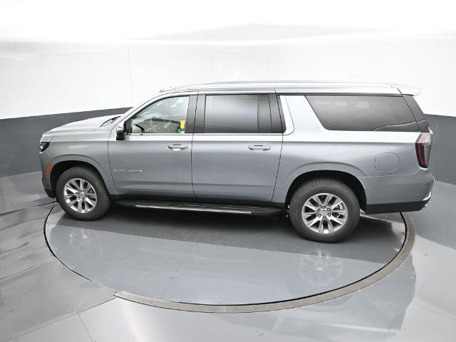 New 2025 Chevrolet Suburban Premier image 19
