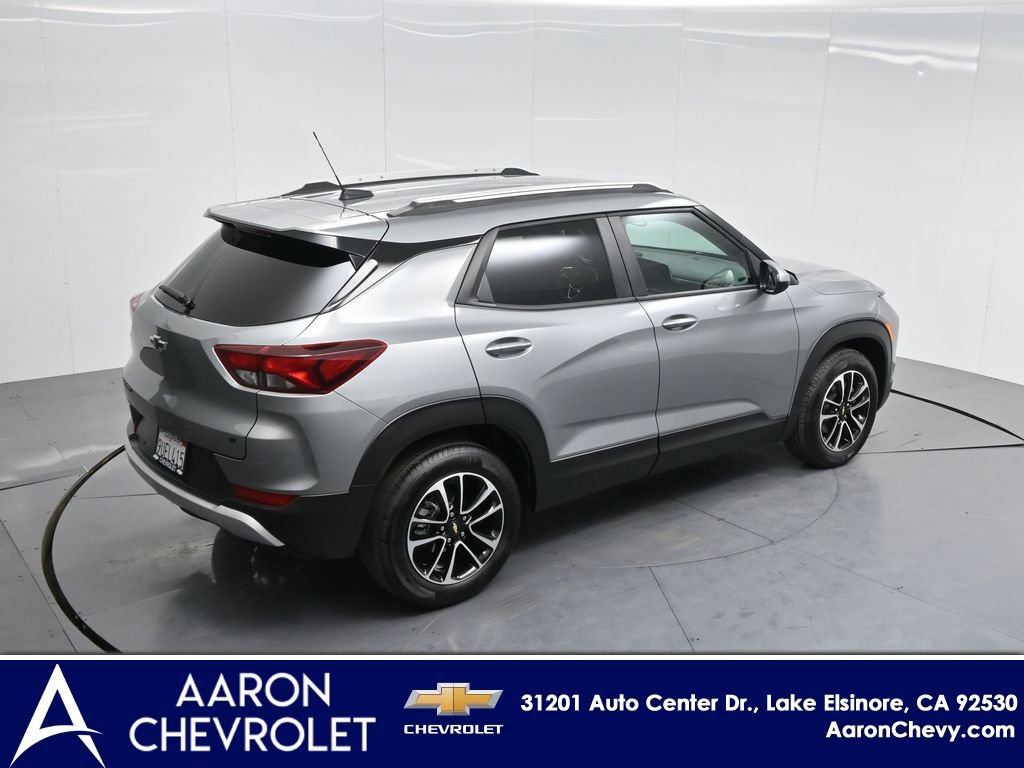 New 2025 Chevrolet TrailBlazer LT w/ Convenience Package FWD image 47