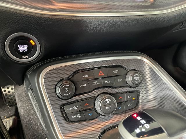 Used 2018 Dodge Challenger GT AWD/4WD image 8