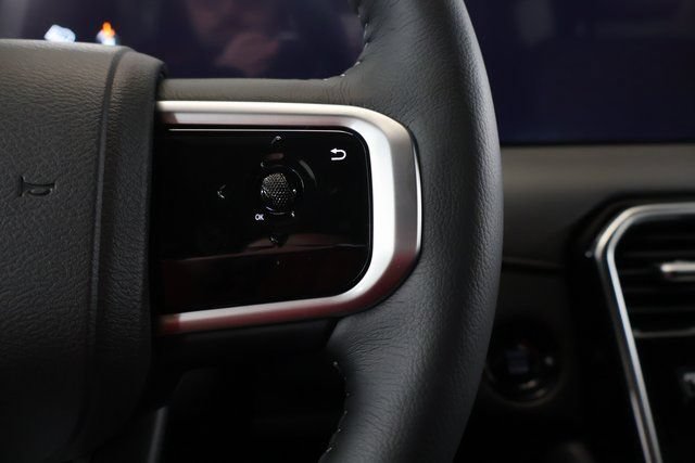 New 2026 Nissan Armada Platinum AWD/4WD image 18