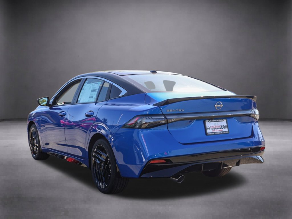 New 2027 Nissan Sentra SR FWD image 7