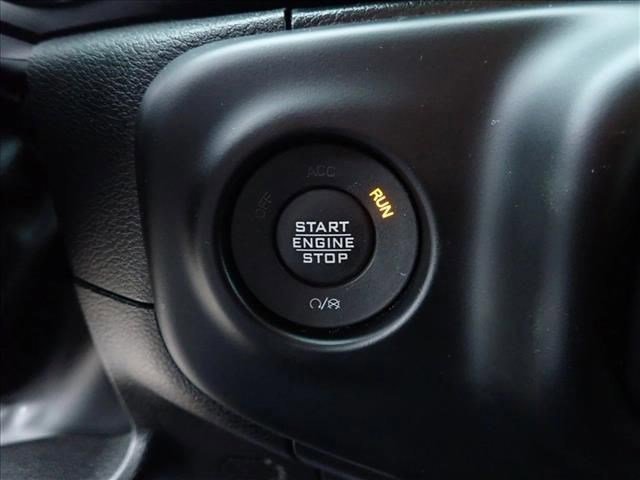 Used 2023 Jeep Wrangler Unlimited Sahara AWD/4WD image 21