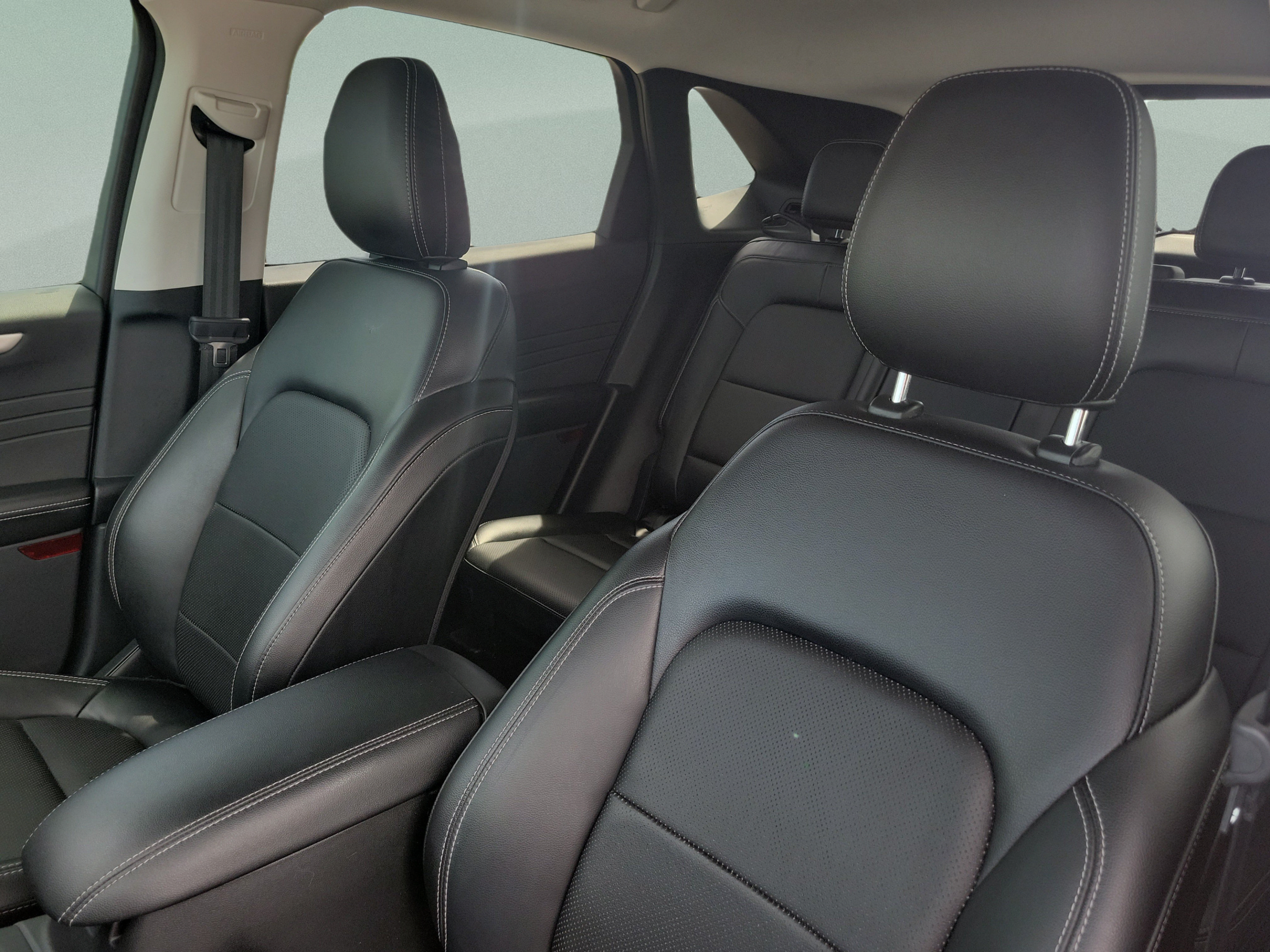 Used 2022 Ford Escape SEL FWD image 18