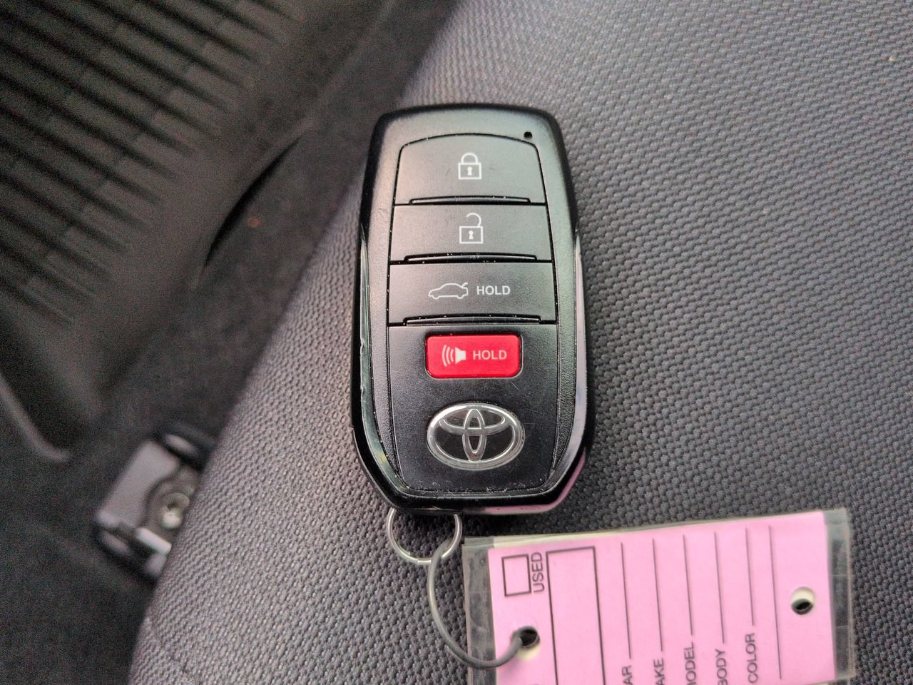 Used 2025 Toyota Corolla SE FWD image 31