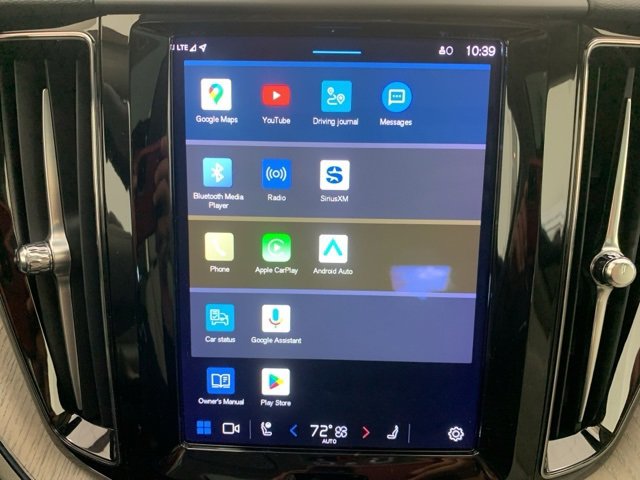 Certified 2023 Volvo XC60 B5 Plus w/ Protection Package Premier image 17