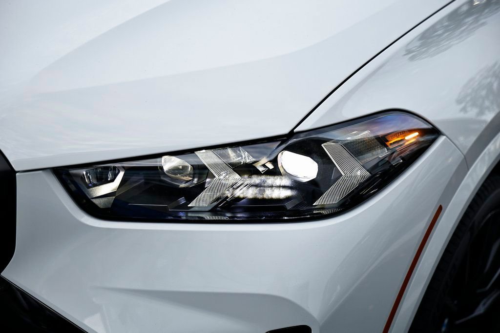 New 2026 BMW X5 xDrive40i w/ M Sport Package image 12