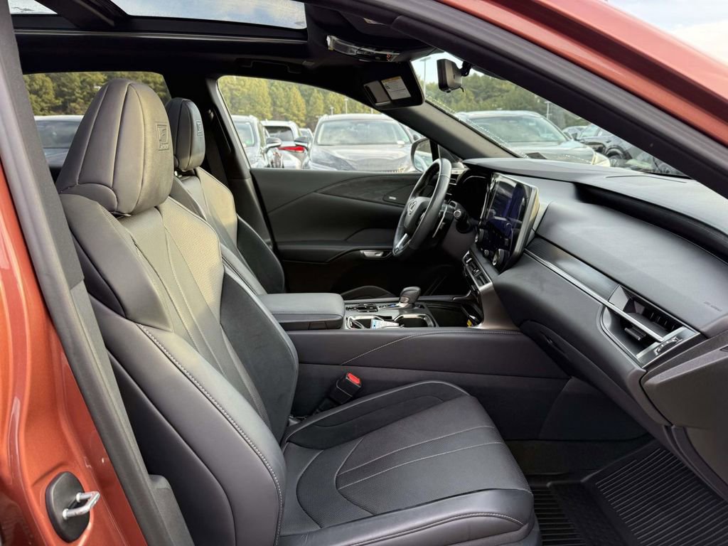 Used 2023 Lexus RX 500h F SPORT w/ Cold Area Package image 25