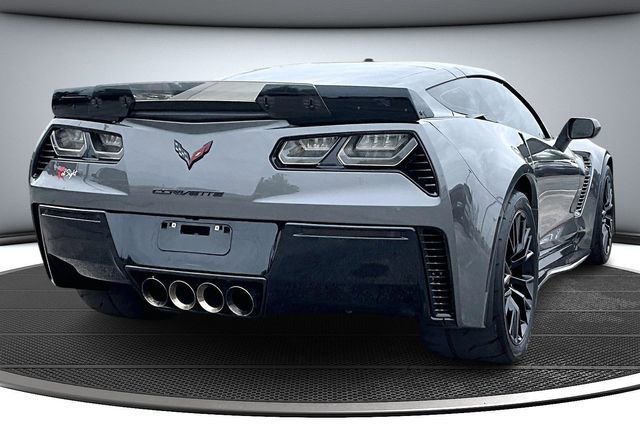 Used 2015 Chevrolet Corvette Z06 w/ 2LZ Preferred Equipment Group image 6