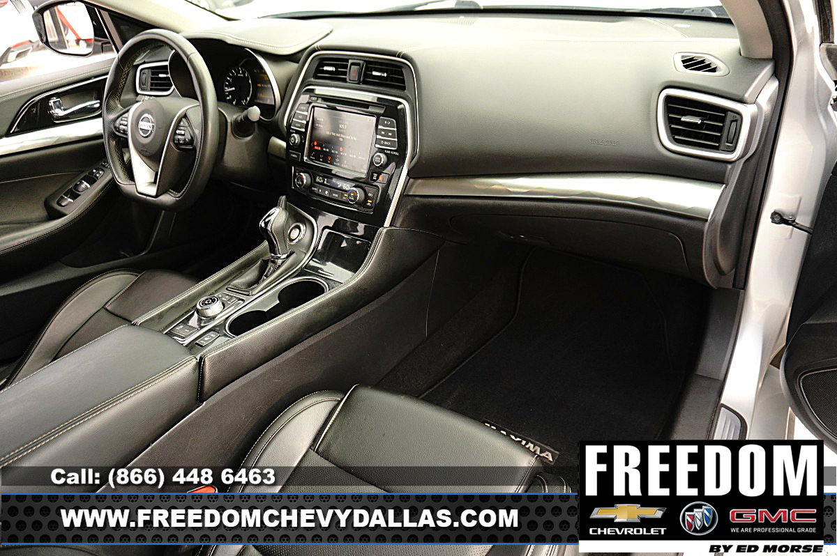 Used 2022 Nissan Maxima SV w/ Floor Mat Group FWD image 8