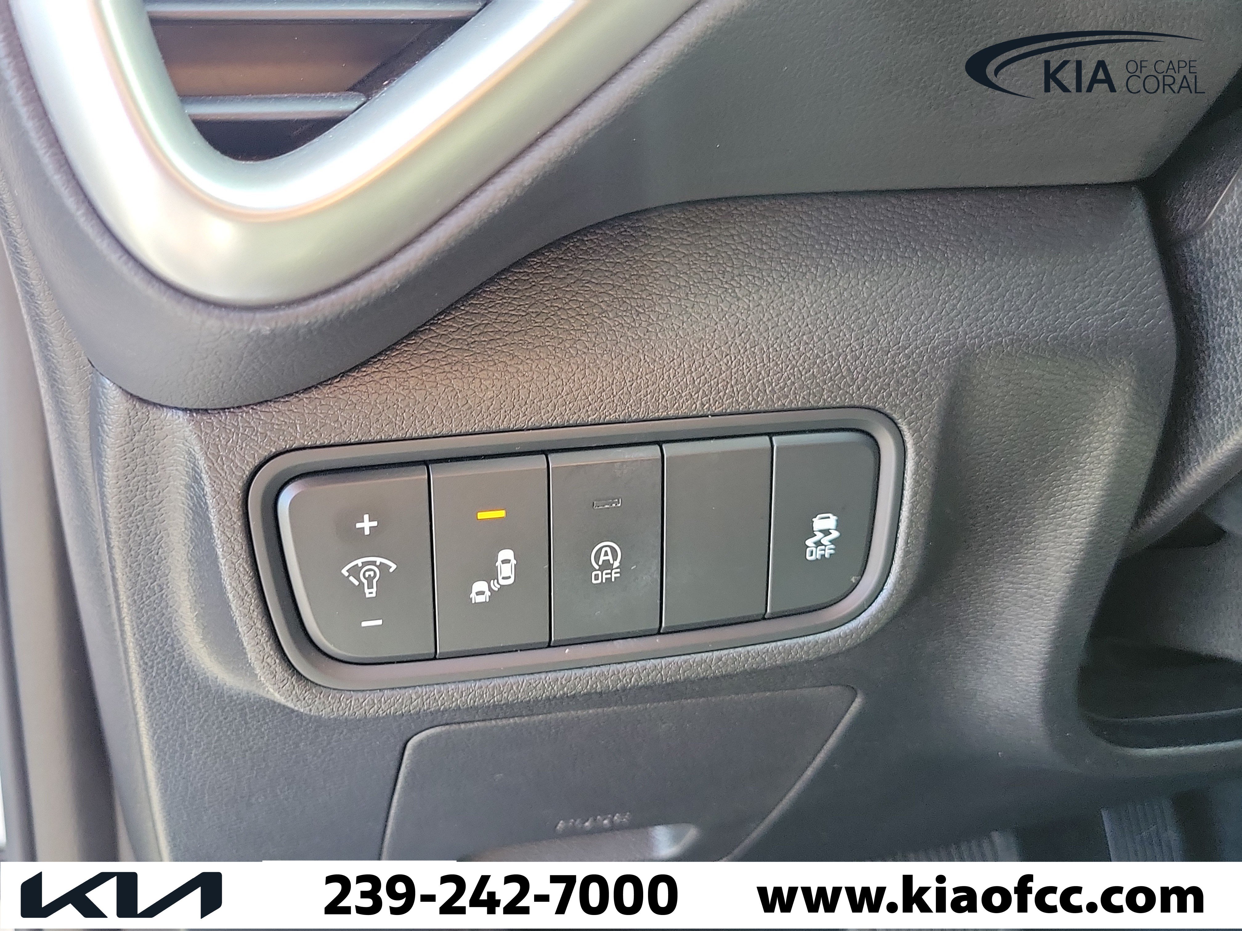 Used 2020 Kia Soul X-Line FWD image 25