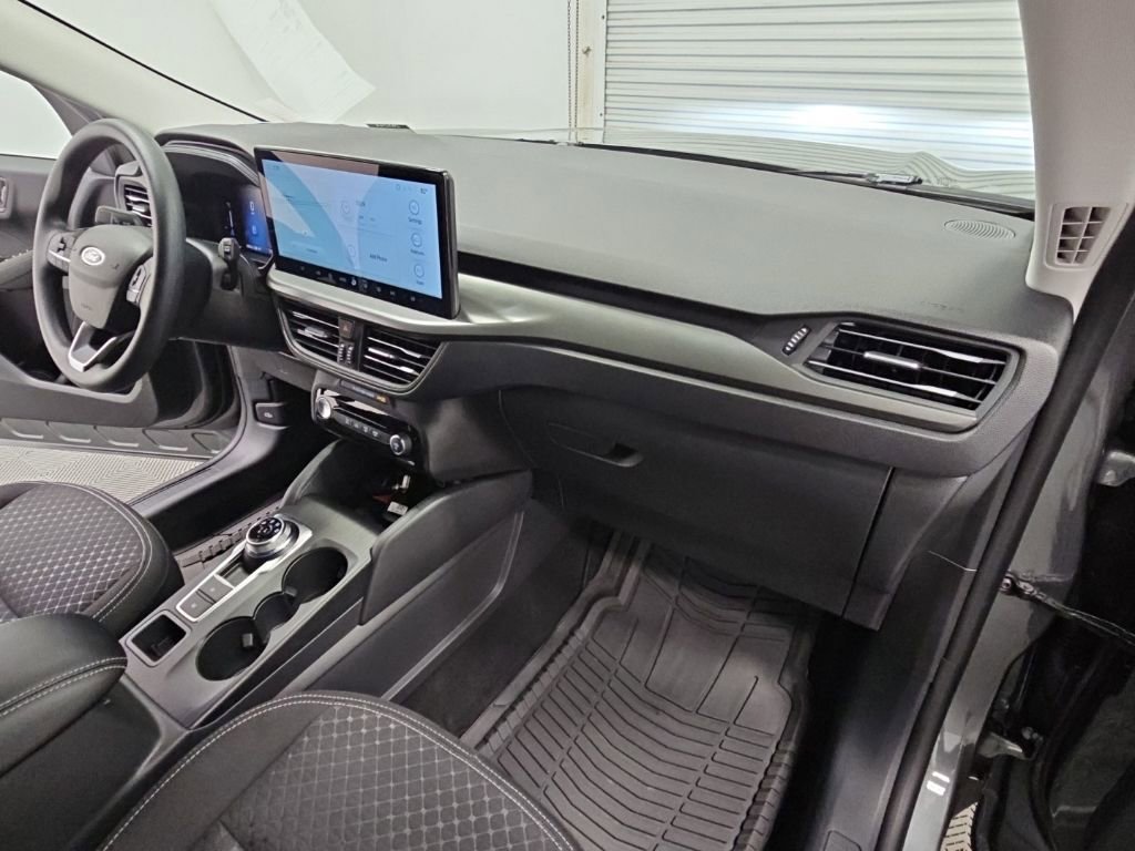 Used 2025 Ford Escape Active w/ Tech Pack #1 FWD image 36