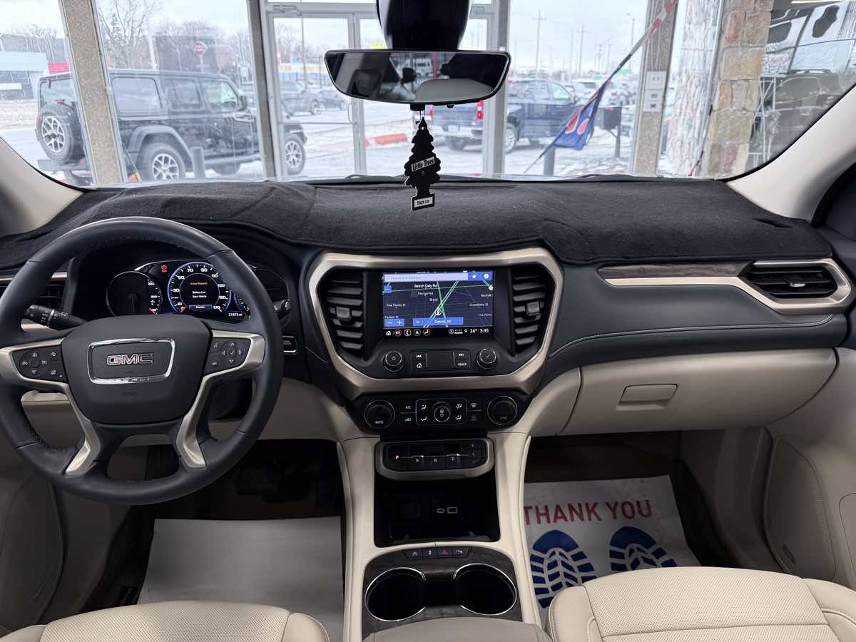 Used 2023 GMC Acadia Denali w/ Denali Ultimate Package image 43