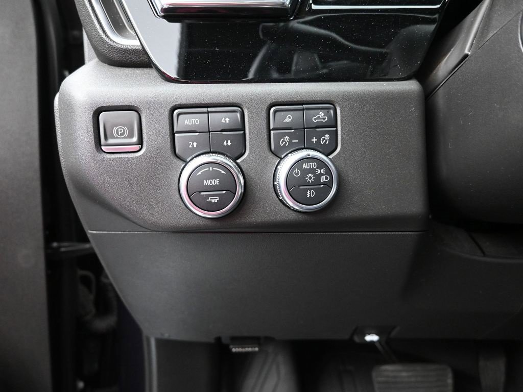 Used 2023 GMC Sierra 1500 SLT w/ SLT Premium Package image 16