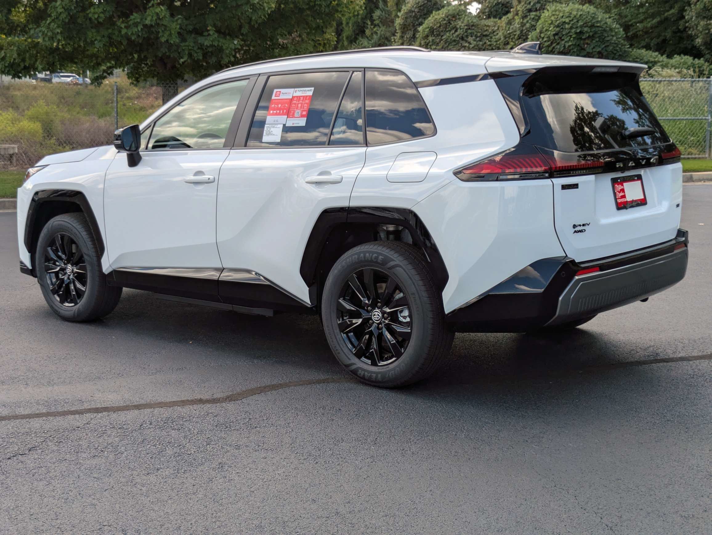 New 2026 Toyota RAV4 SE w/ Weather Package AWD/4WD image 6