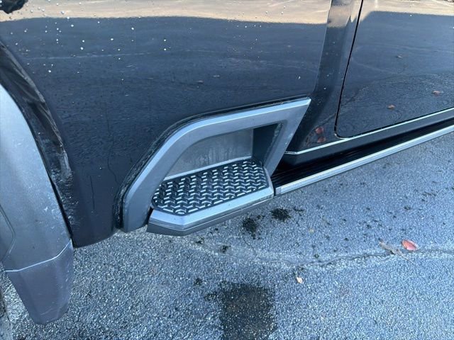 Used 2024 GMC Sierra 2500 Denali w/ Denali Reserve Package image 11