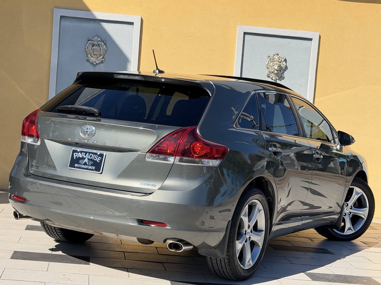 Used 2013 Toyota Venza Limited FWD image 4