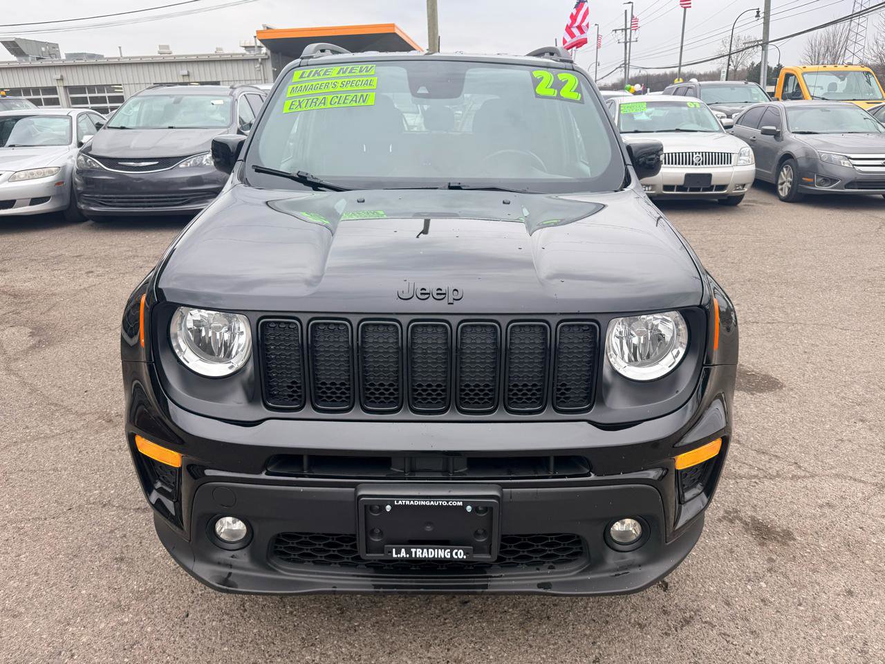 Used 2022 Jeep Renegade Altitude w/ Convenience Group image 2