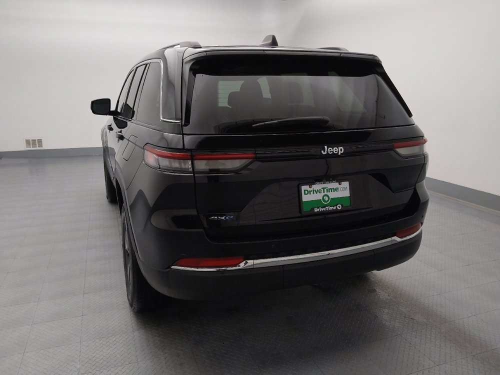 Used 2022 Jeep Grand Cherokee Limited 4xe image 6