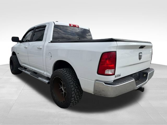 Used 2021 RAM 1500 Classic SLT AWD/4WD image 8