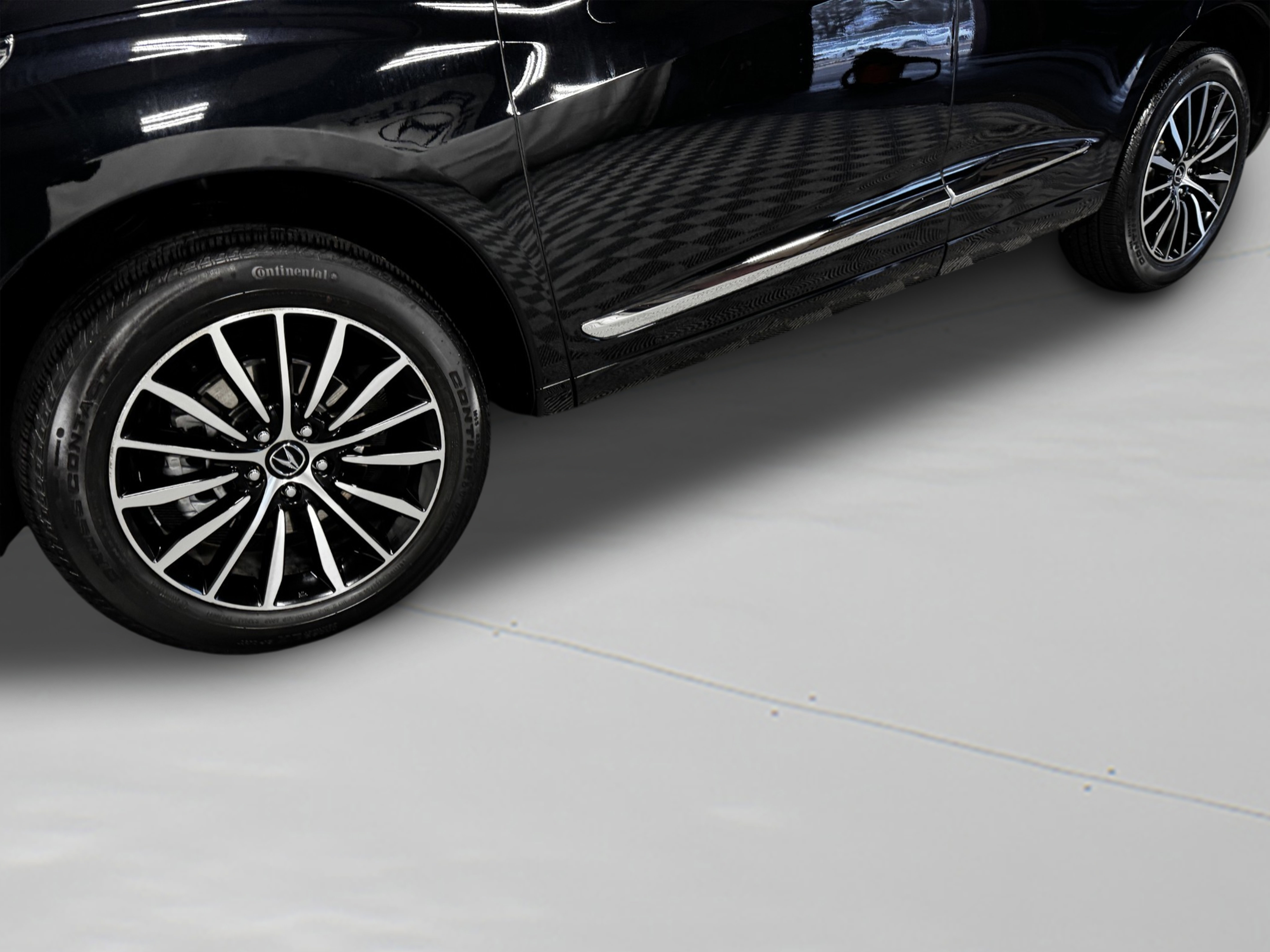 Certified 2025 Acura RDX SH-AWD w/ Advance Package image 54