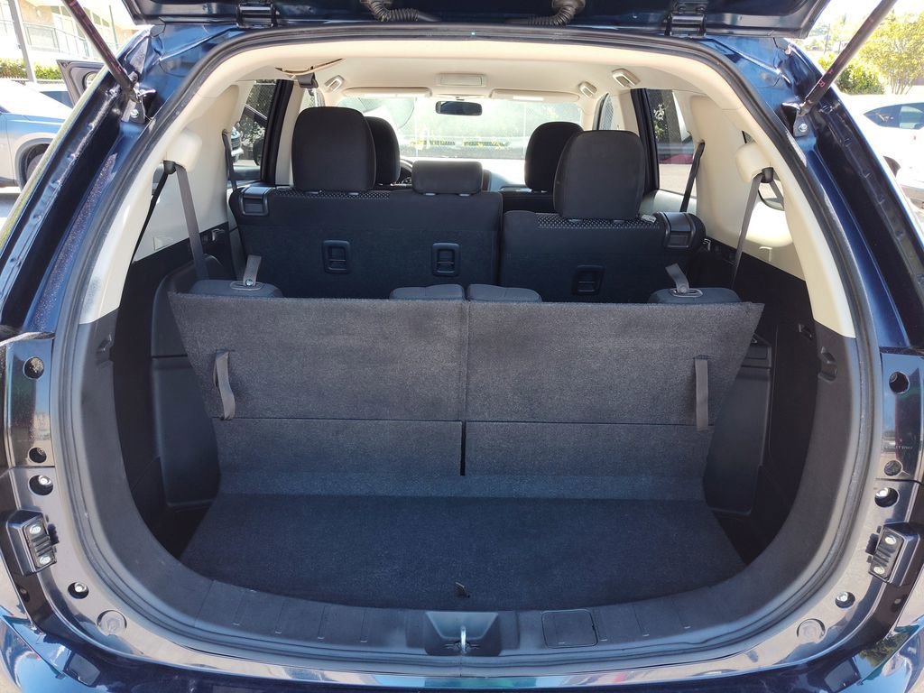 Used 2016 Mitsubishi Outlander AWD image 14