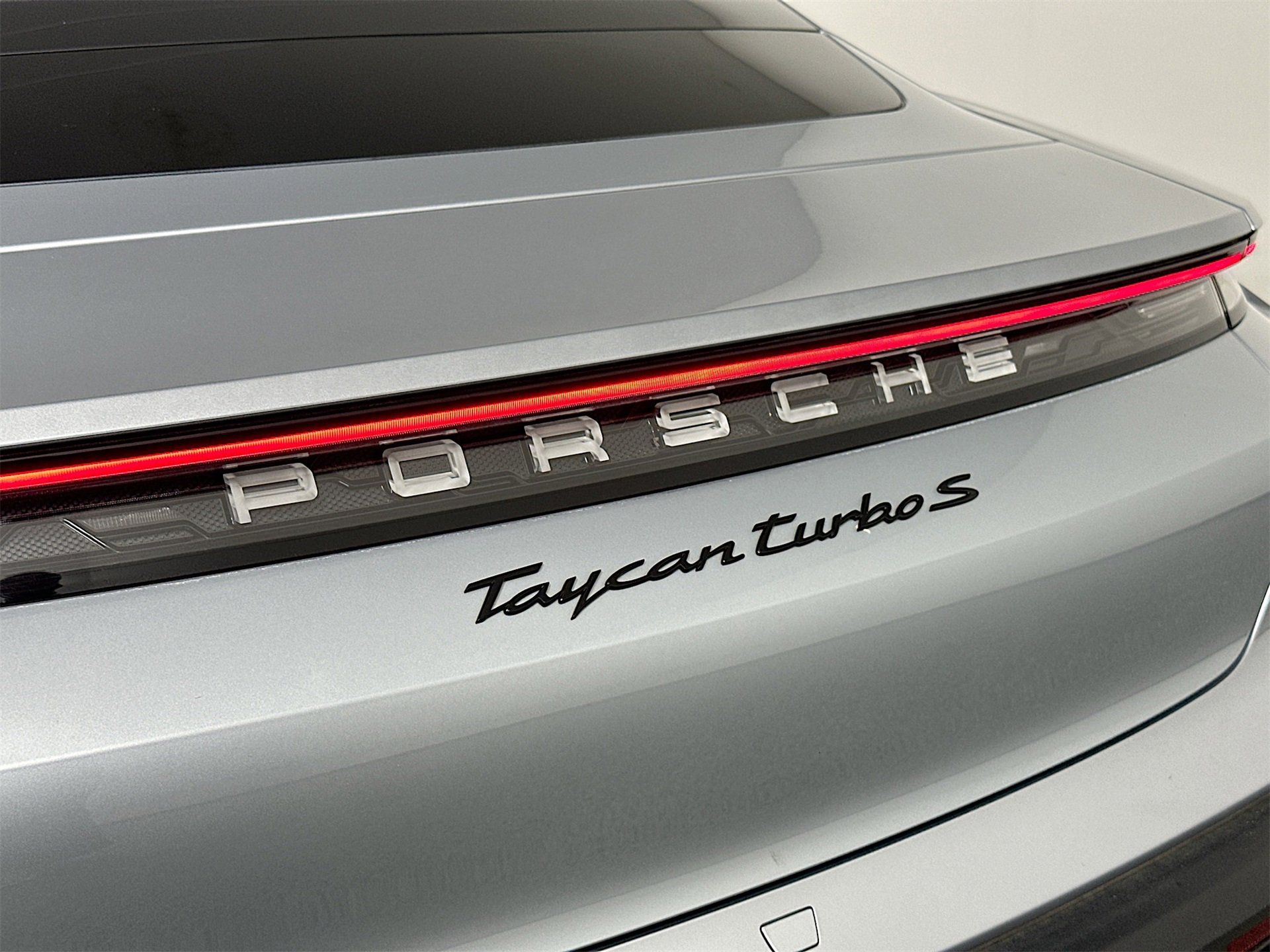 Certified 2020 Porsche Taycan Turbo S image 17