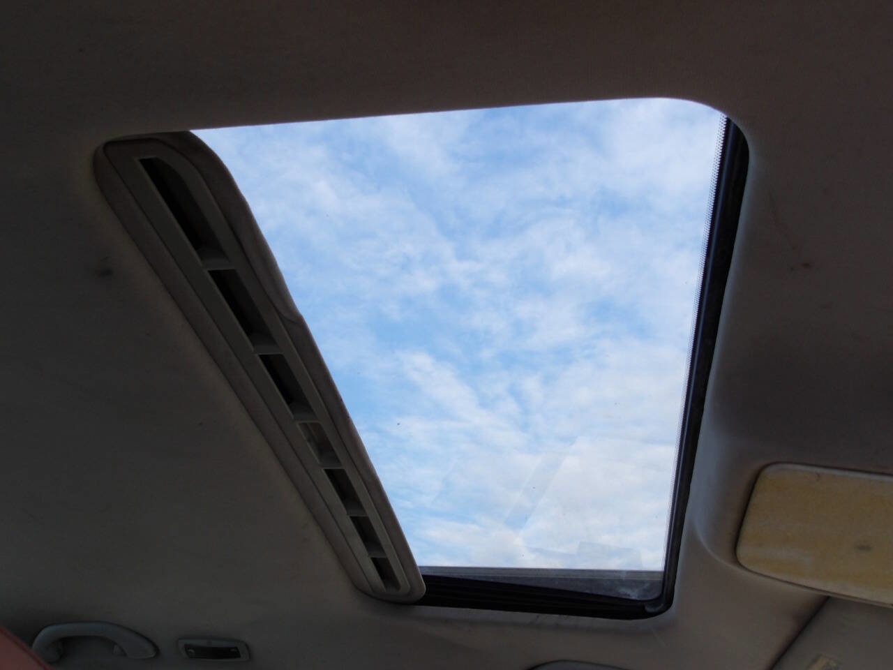 Used 2005 Volkswagen Jetta GLS image 5