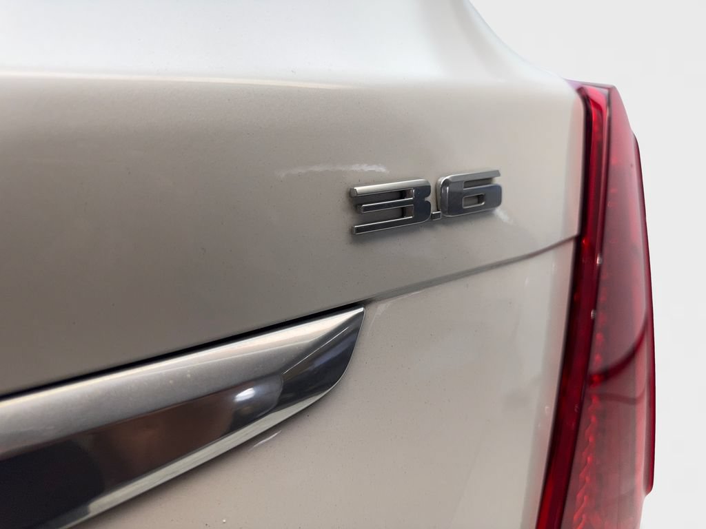 Used 2019 Cadillac XT5 Premium Luxury FWD image 24