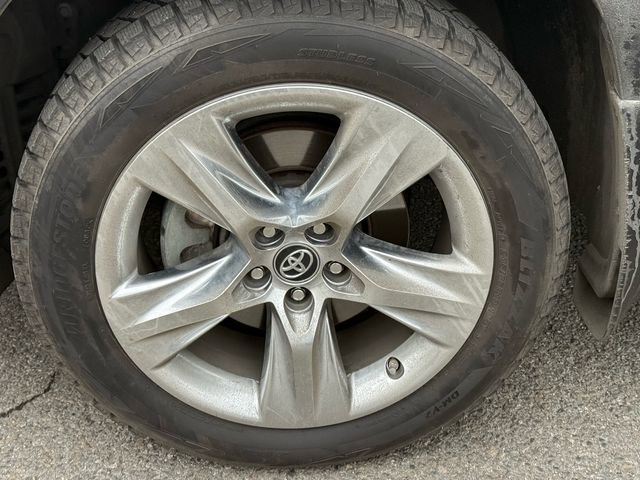 Used 2018 Toyota Highlander Limited image 17