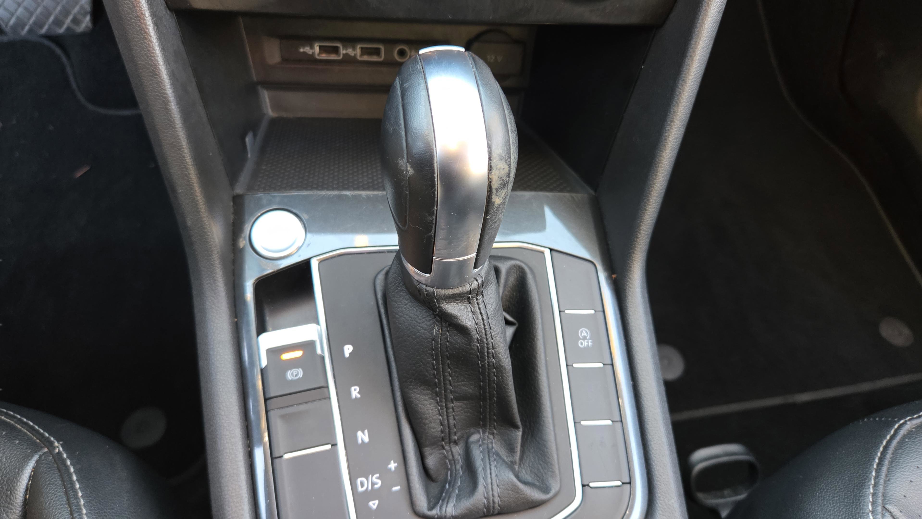 Used 2019 Volkswagen Tiguan S image 26