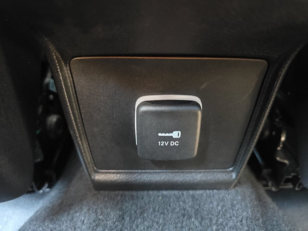 Used 2024 Jeep Compass Latitude AWD/4WD image 29