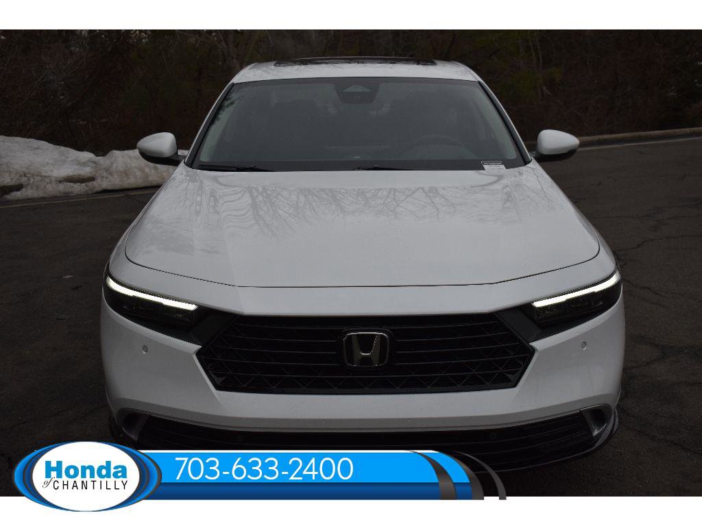 New 2026 Honda Accord Touring image 2