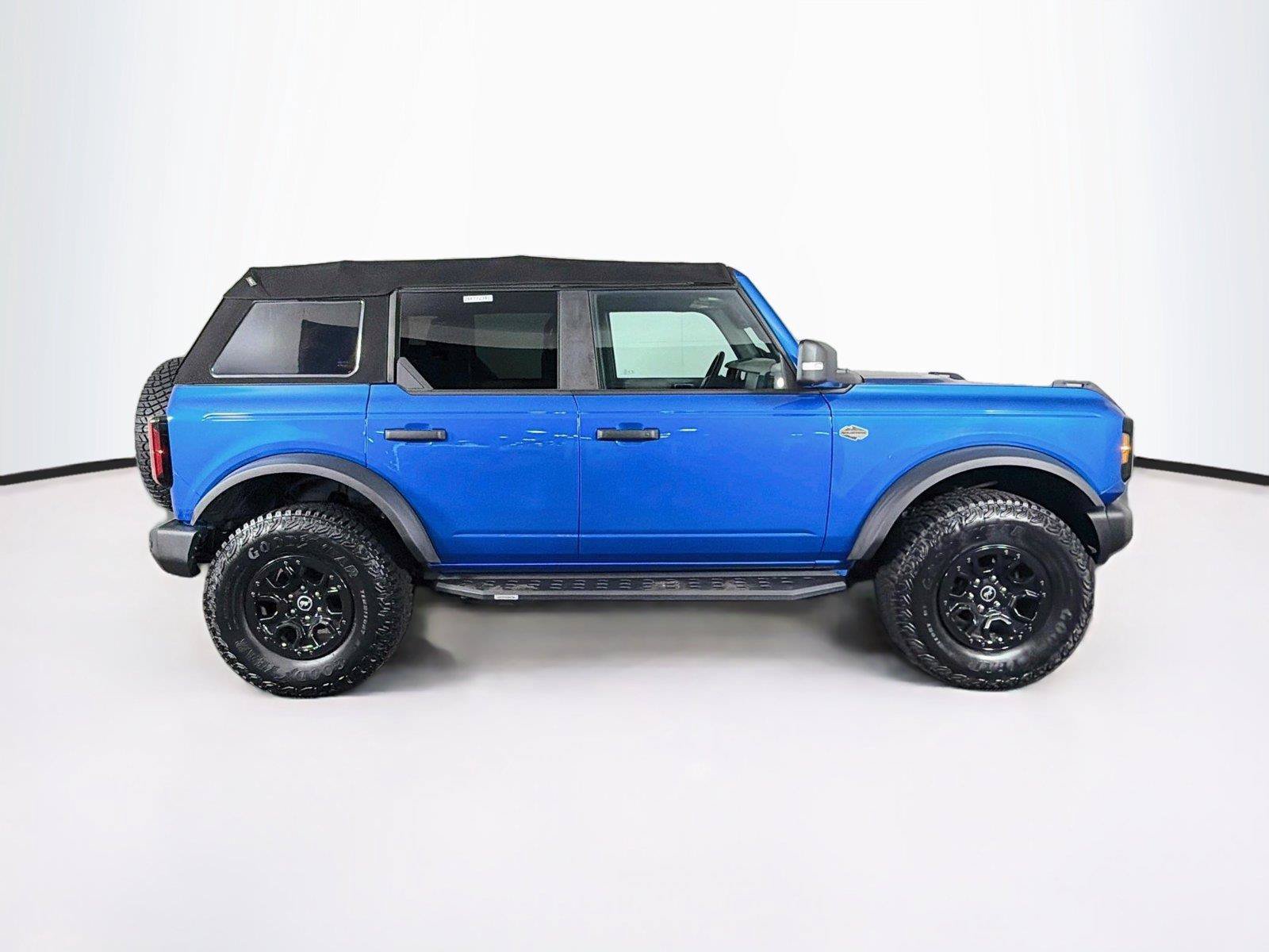 Used 2023 Ford Bronco Wildtrak AWD/4WD image 12