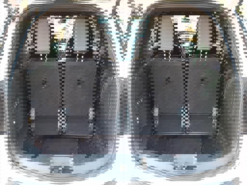 Used 2018 Ford Explorer Platinum image 6