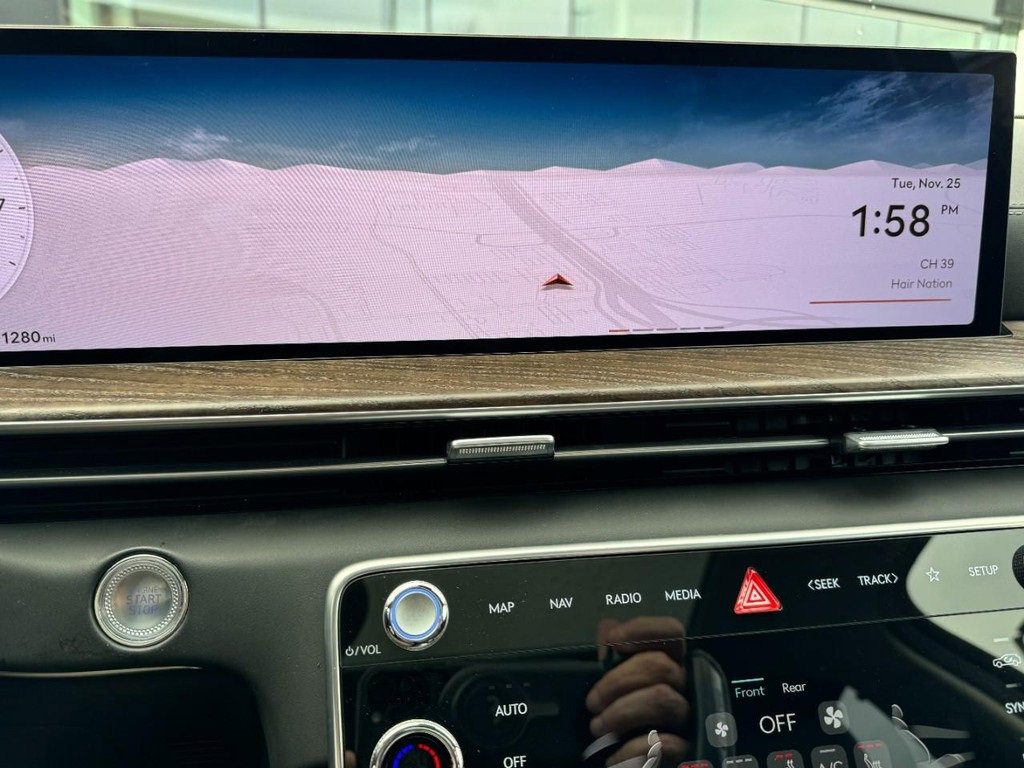 Certified 2025 Genesis GV80 2.5T Select image 20