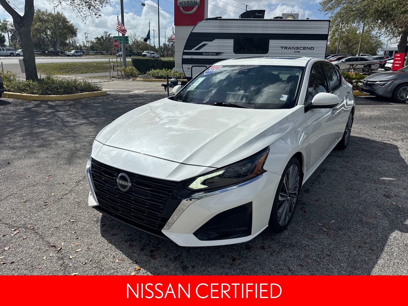 Certified 2024 Nissan Altima 2.5 SL image 2