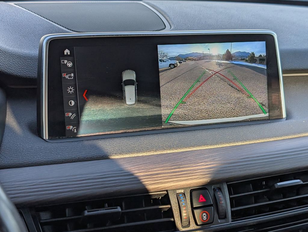 Used 2018 BMW X5 xDrive50i w/ Executive Package image 17